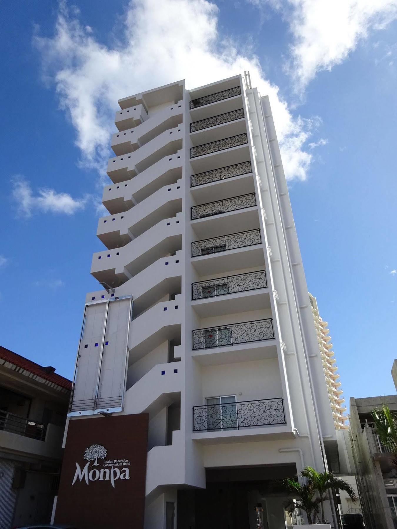 Condominium Hotel Monpa Chatan Zewnętrze zdjęcie